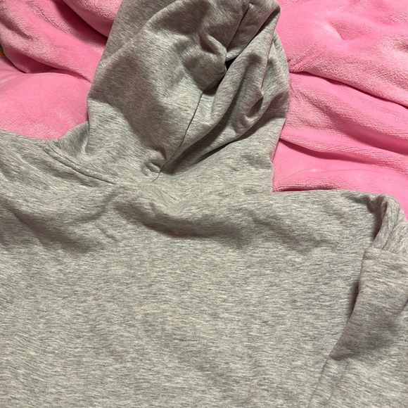 Guess logo hoodie grey & gold - Picture 4 of 7